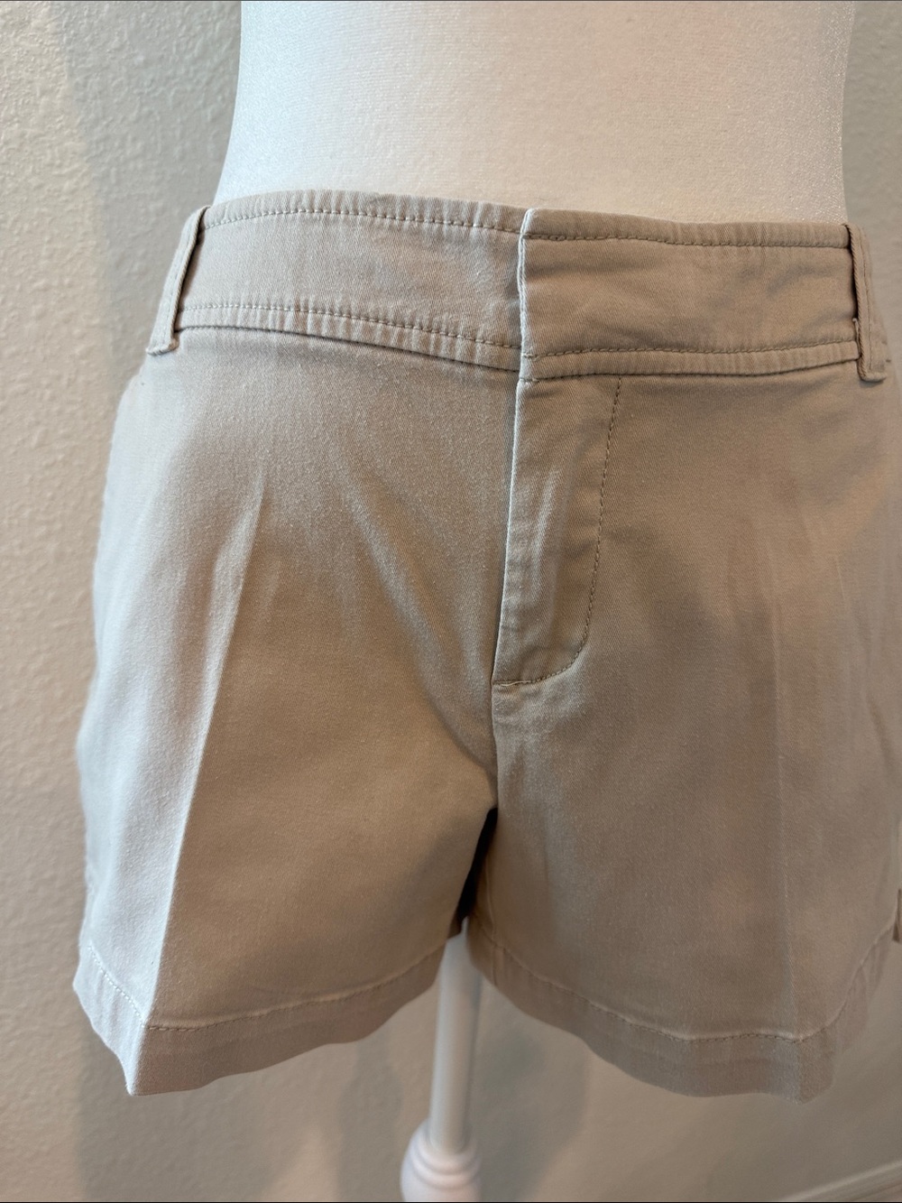 New York & Company Beige Womens Chino Shorts